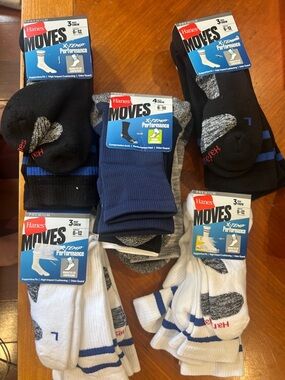 Hanes Moves‎ Premium Crew Socks 16 Pairs Mens X-Temp Performance White black